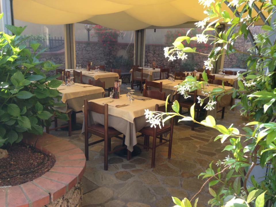 Albergo Ristorante Bergallo Tovo San Giacomo Экстерьер фото